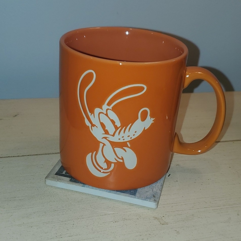 Vintage Disney Pluto Dog Character Coffee Mug Large 16oz Coffee Tea Orange